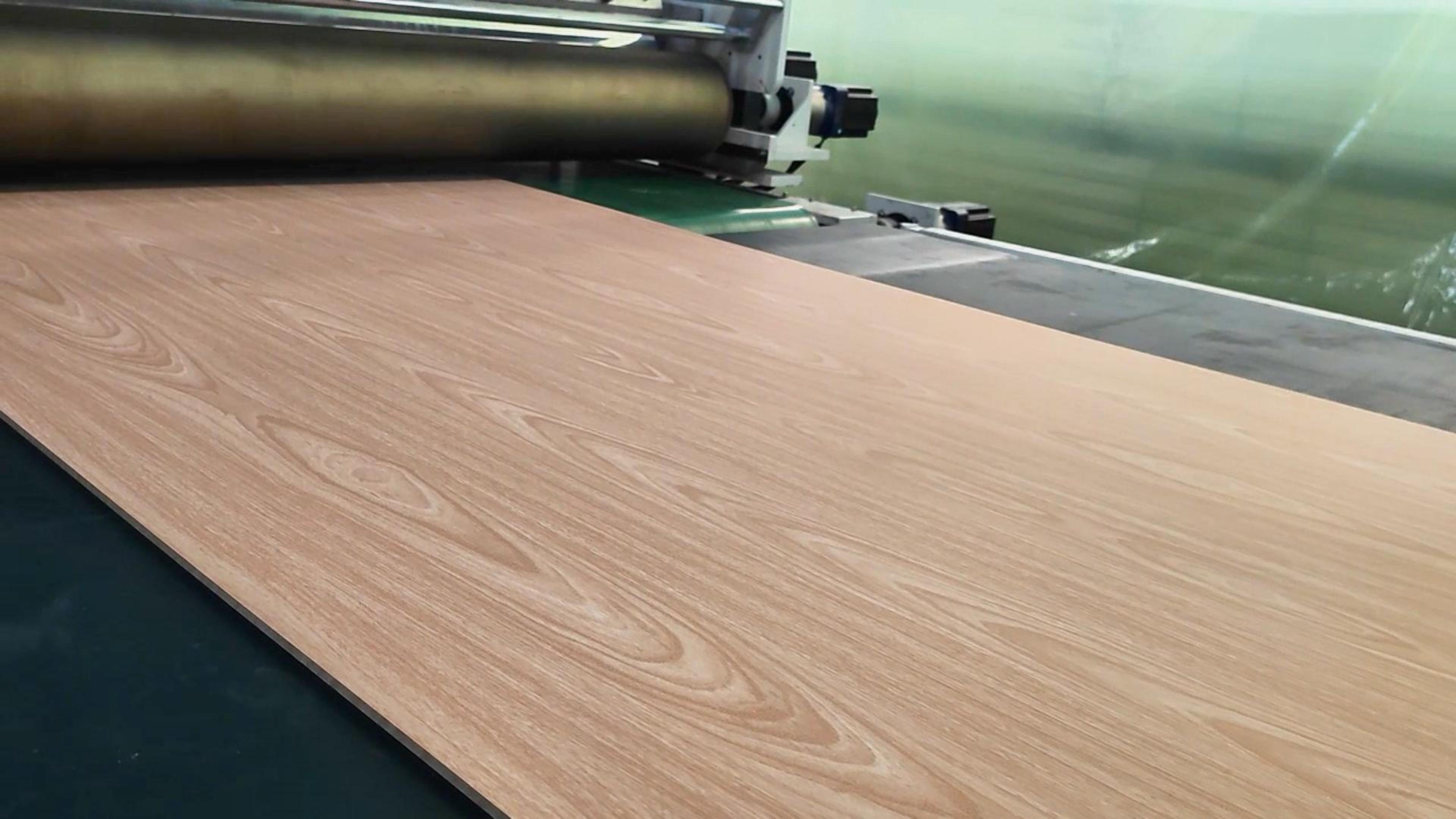 阿尔及利亚辊涂-MDF双色印刷